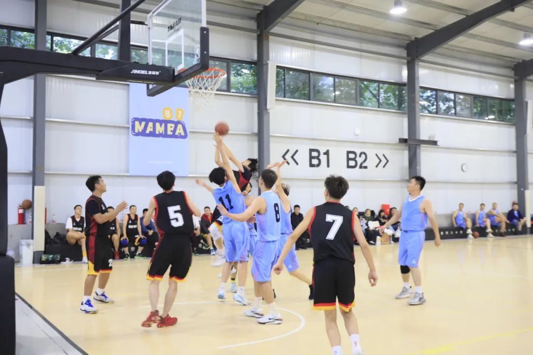 花花牛丨奪冠，奪冠，奪冠?。。∮霉谲姙橹袊汉炔剩。?！