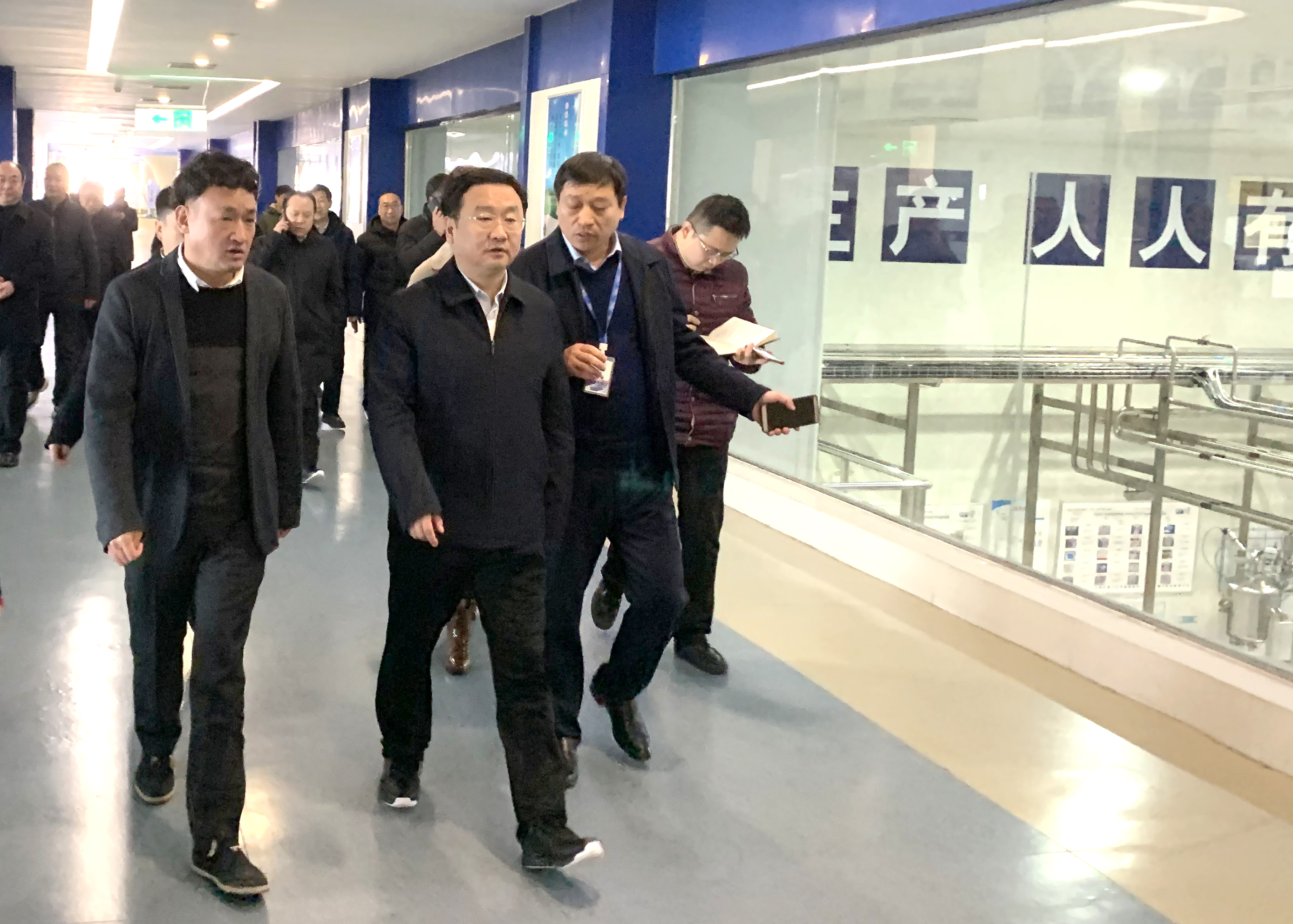 鄭州市委副書(shū)記、市長(zhǎng)王新偉蒞臨花花牛乳業(yè)集團(tuán)調(diào)研