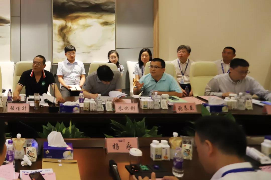 河南首家！花花牛乳業(yè)集團(tuán)通過優(yōu)質(zhì)乳工程驗(yàn)收